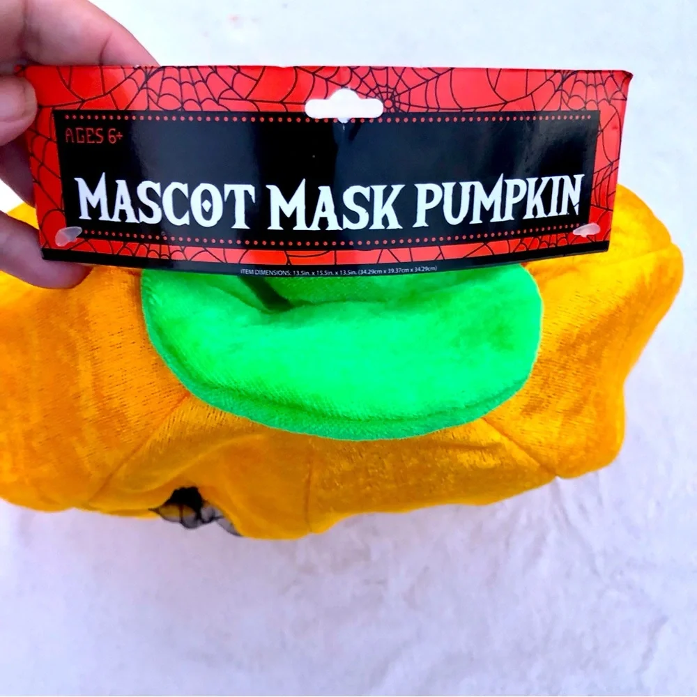 NWT Halloween Pumpkin mask Jack O’ Lantern Pullover Soft Halloween Costume